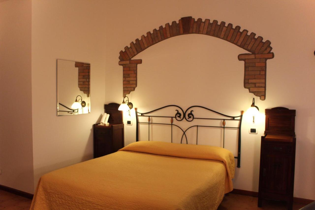 Casale Del Fattore Cesena Bagian luar foto